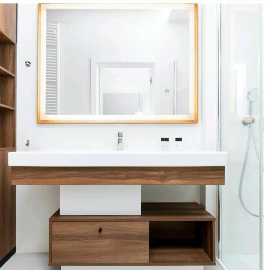 Bel Mare Wyspa, Apartament Z Parkingiem Gratis Miedzyzdroje Esterno foto